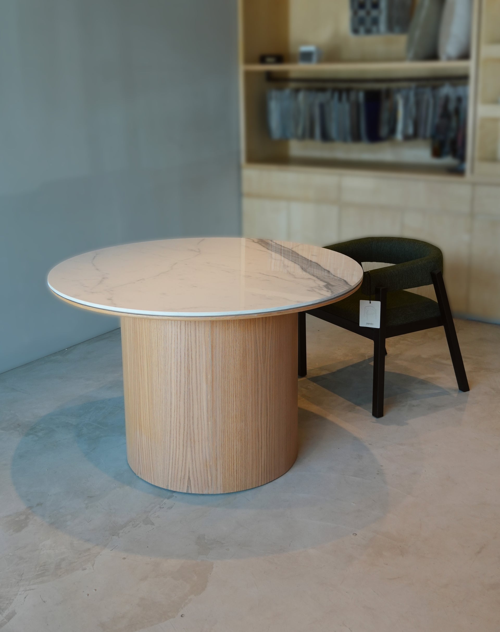 Mesa de comedor Reina