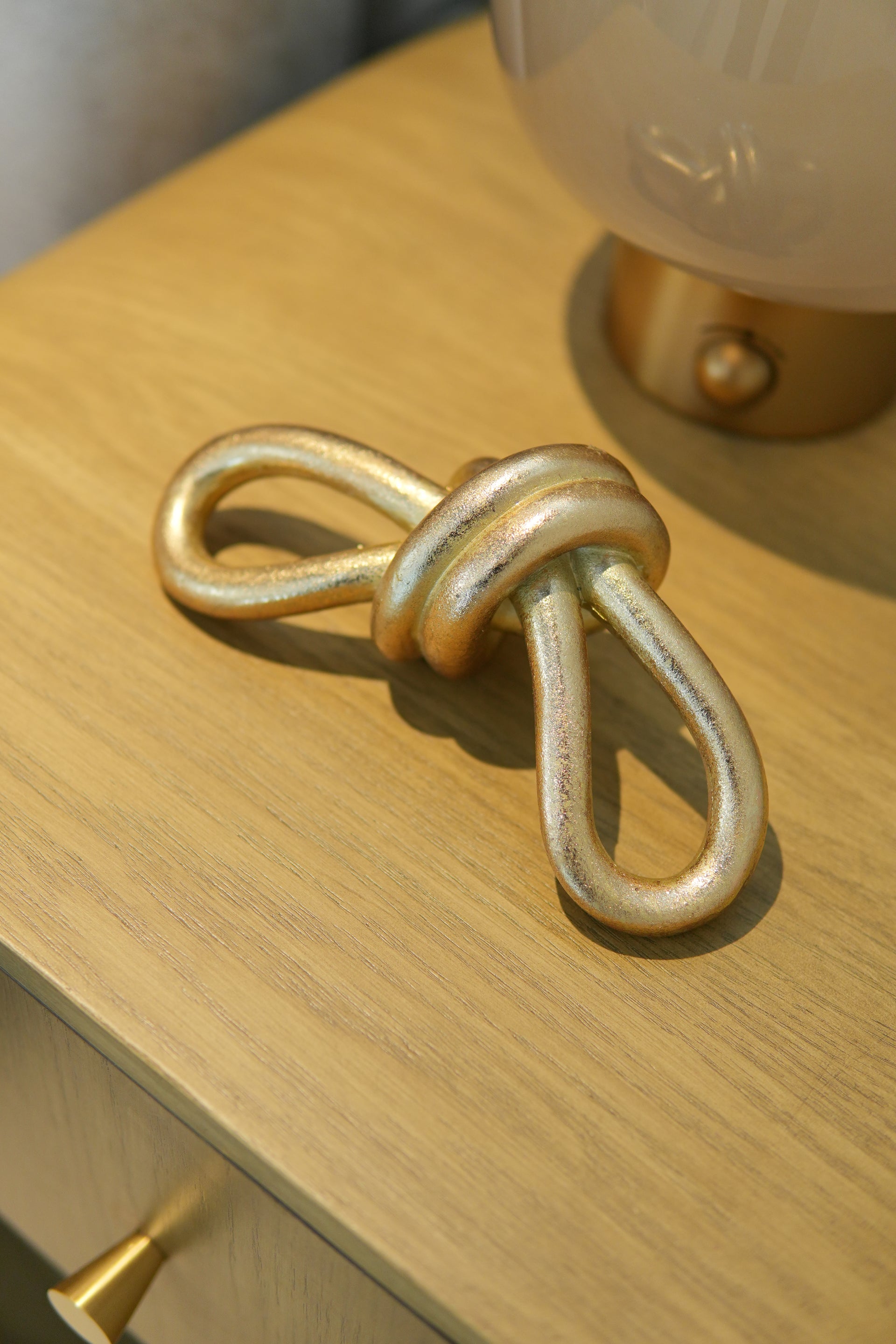 Escultura decorativa nudo